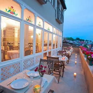 Sumengen 4*, Istanbul Turkey